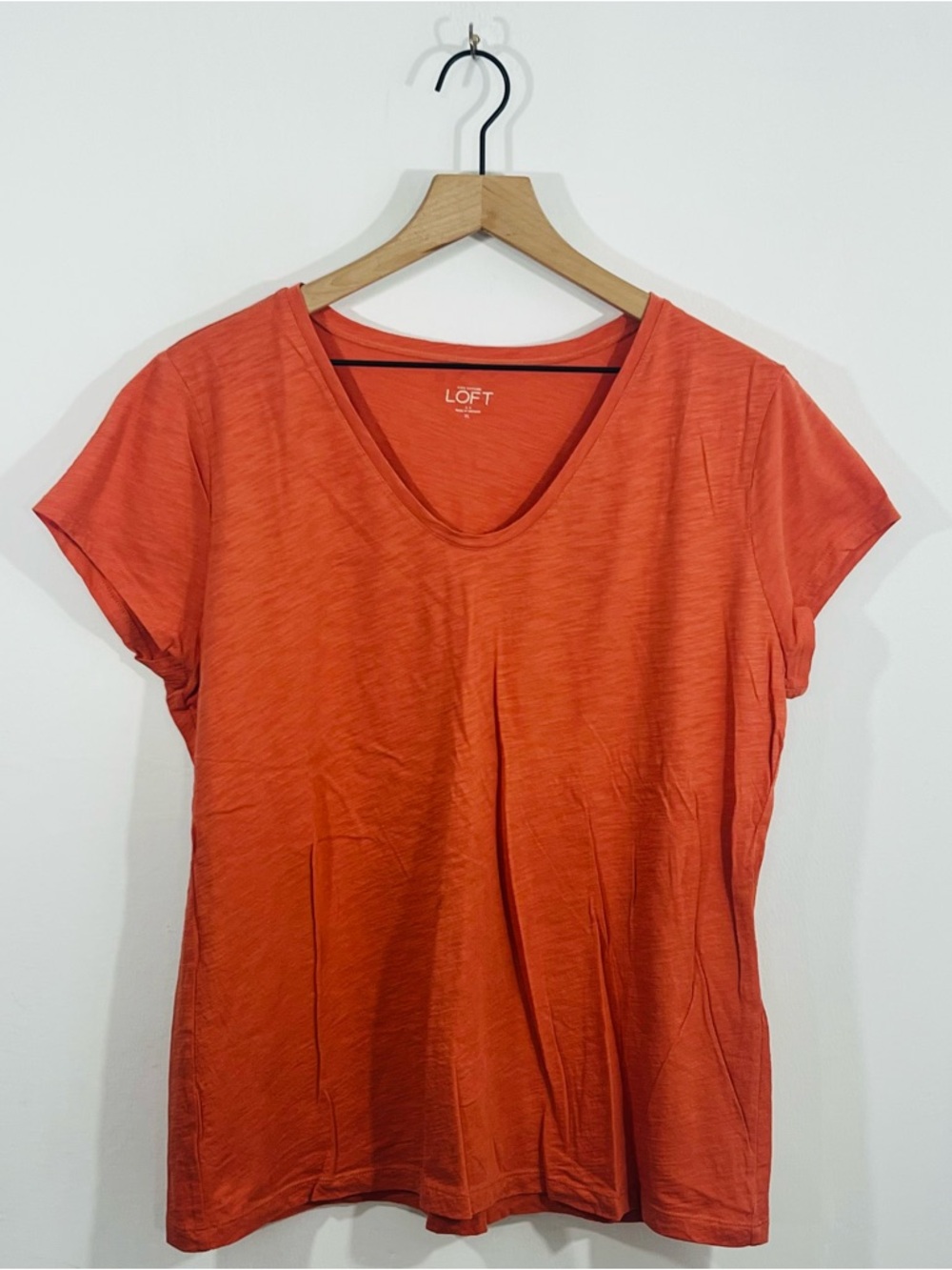 Ann Taylor LOFT Orange Short Sleeve V Neck Pullover Casual Tee Everyday Wear XL